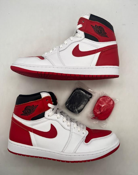 Air Jordan 1 High Heritage 'White Red' (2022) photo 2