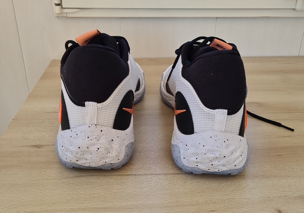 Nike PG 6 Fluoro (2022) photo 4