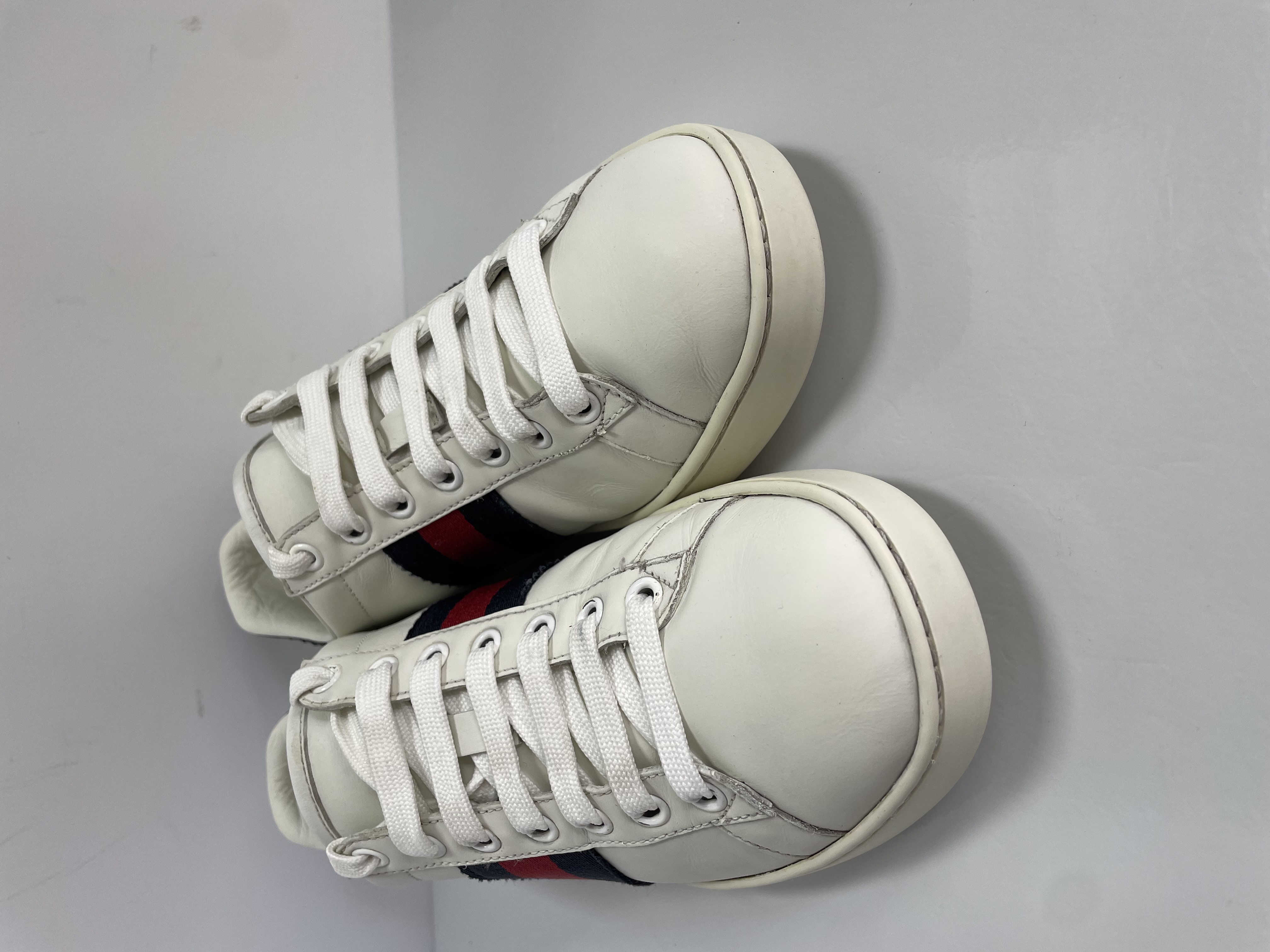 Luxury Gucci Ace Bee White photo 3