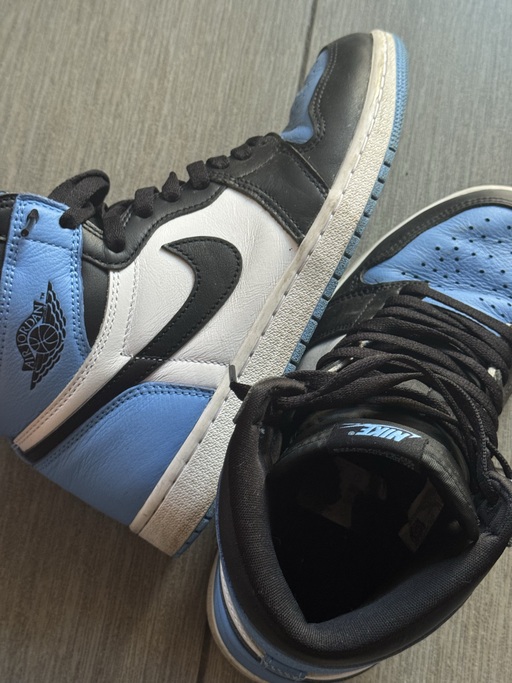 Air Jordan 1 High OG 'UNC Toe' (2023)