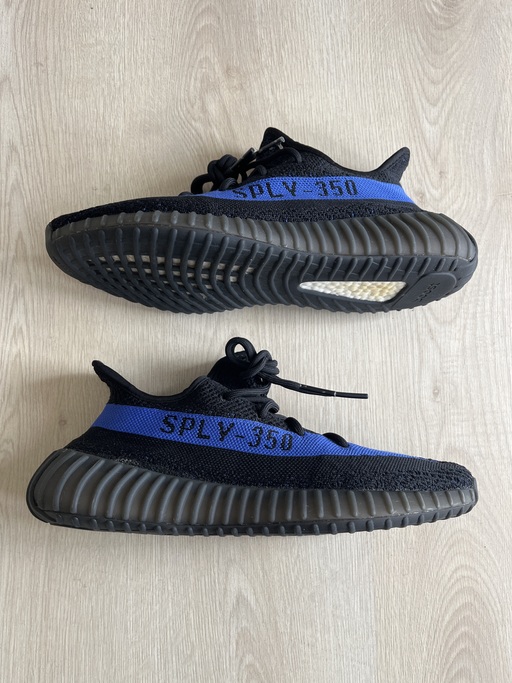 yeezy 350 v2 midnight blue