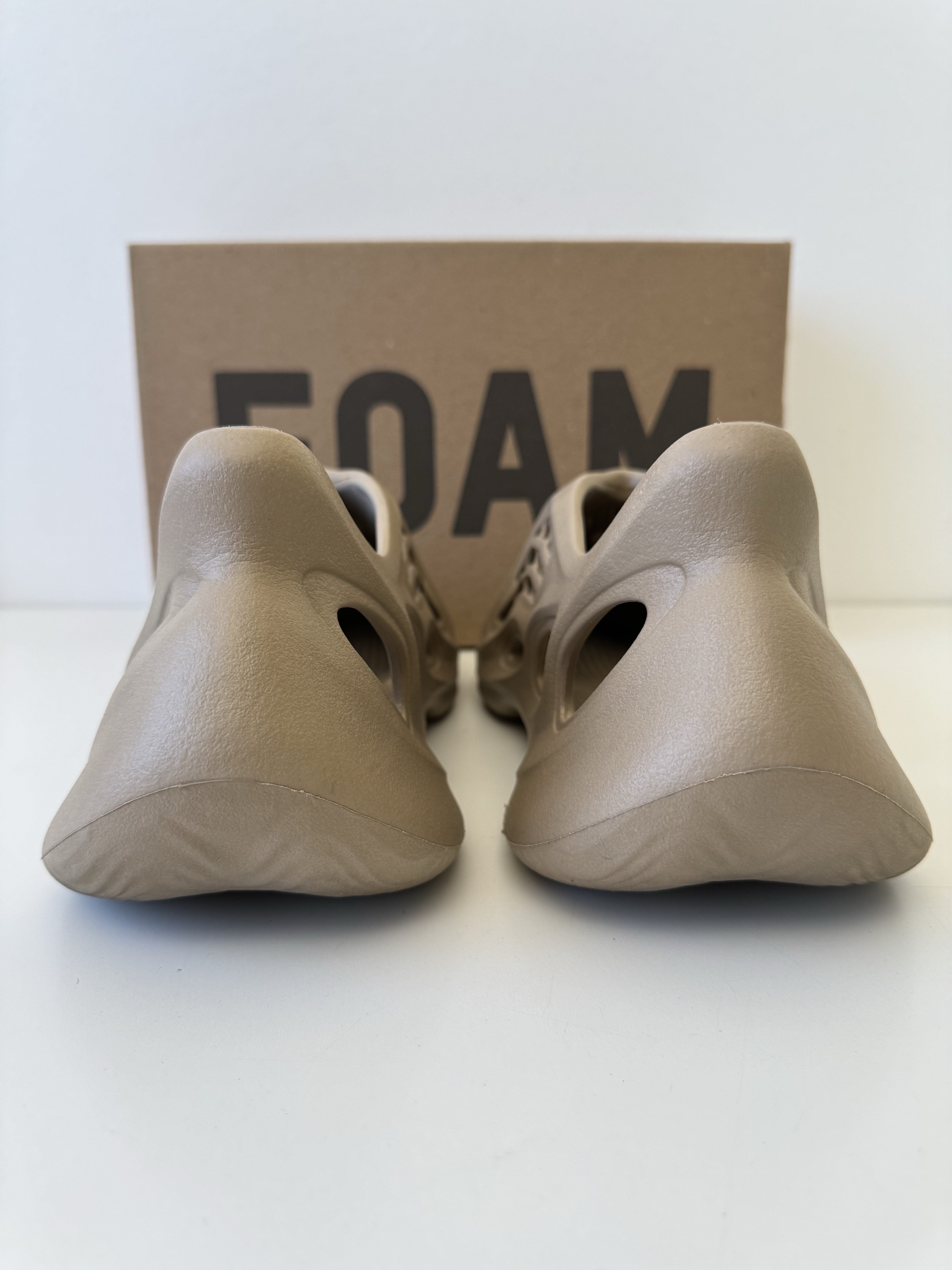 Yeezy Foam Runner Mist photo 4