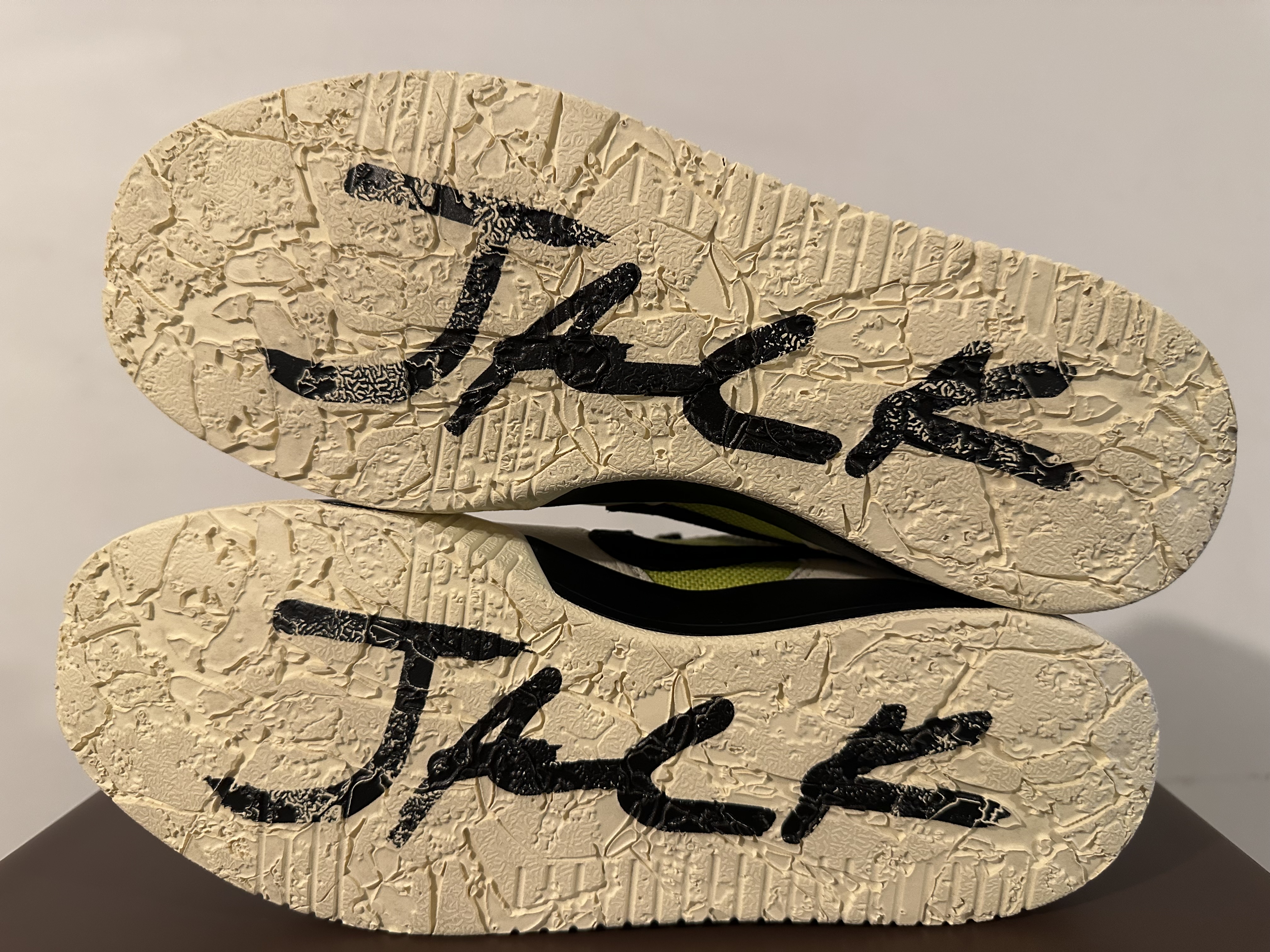 Air Jordan x Travis Scott Jumpman Jack 'Bright Cactus' (2025) photo 5