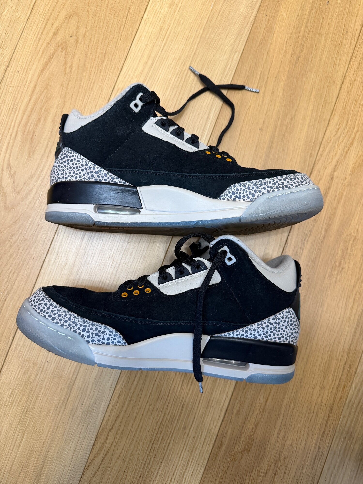 Jordan 3 Retro Safari x Atmos photo 2
