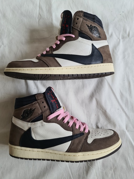 Air Jordan x Travis Scott 1 Retro High 'Mocha' (2019)