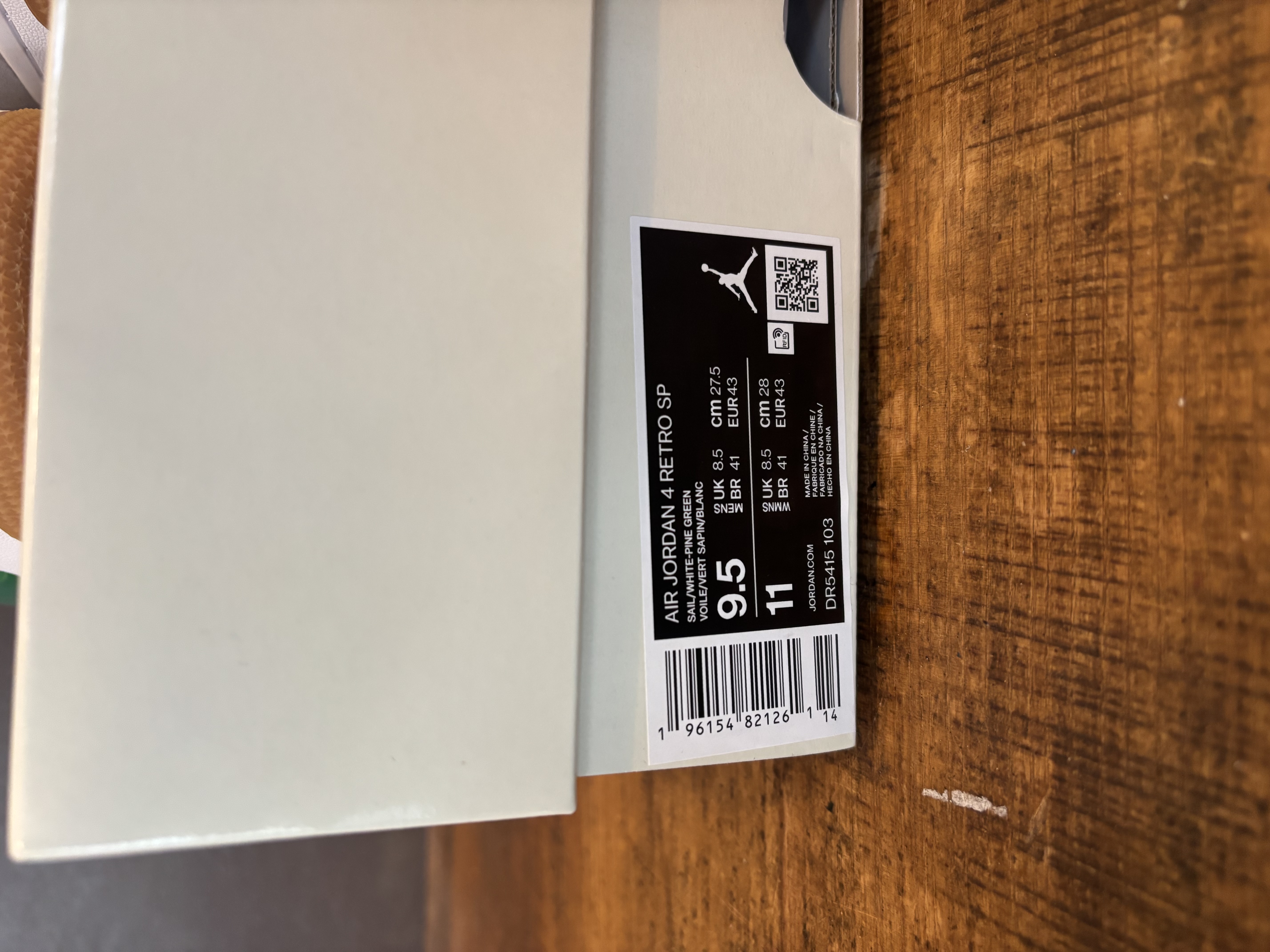 Air Jordan x Nike SB 4 'Pine Green' (2023) photo 7