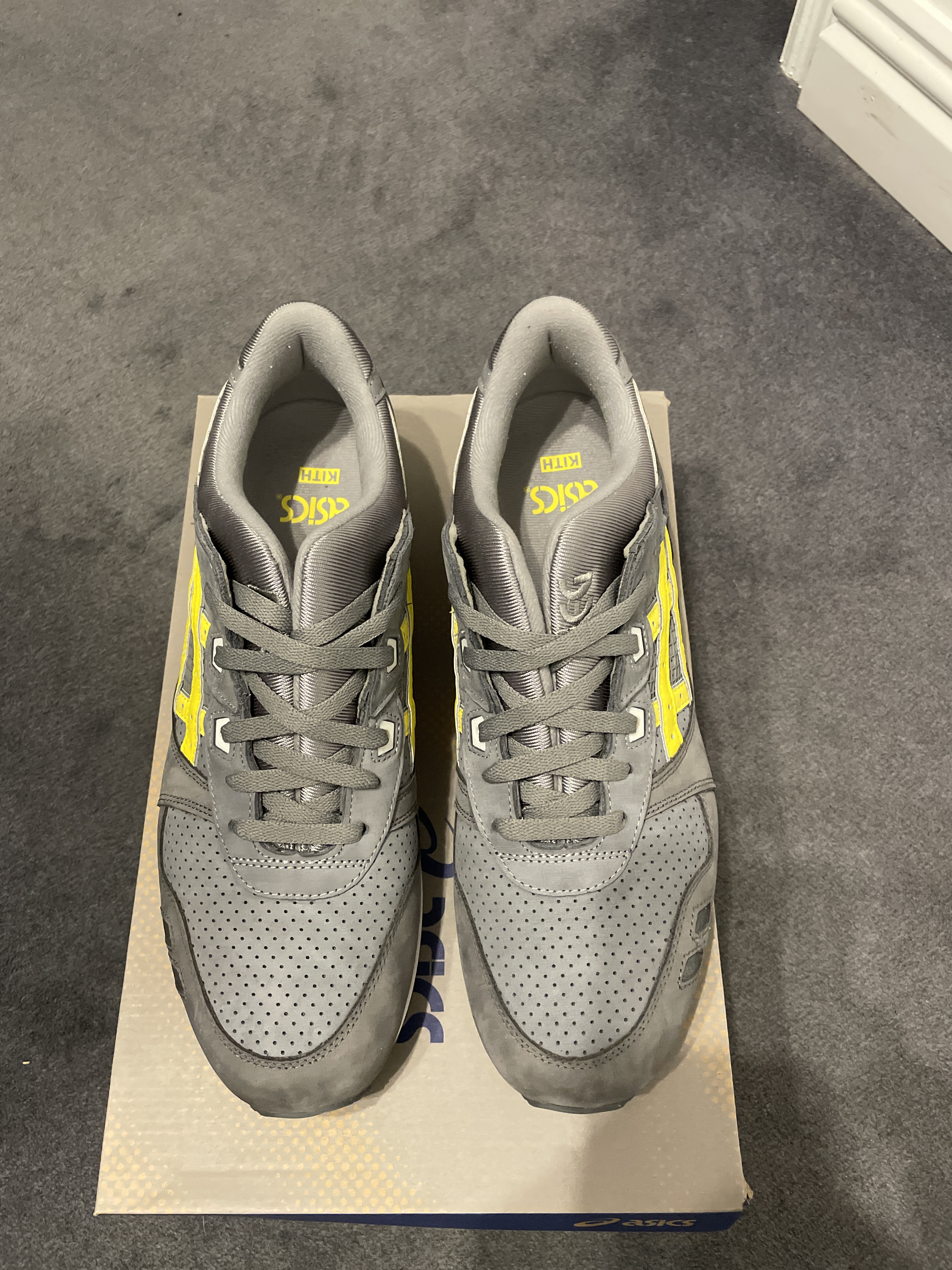 Asics Gel-Lyte III Remastered Ronnie Fieg Super Yellow (2023) photo 3