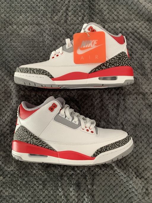 Air Jordan 3 OG 'Fire Red' (2022)