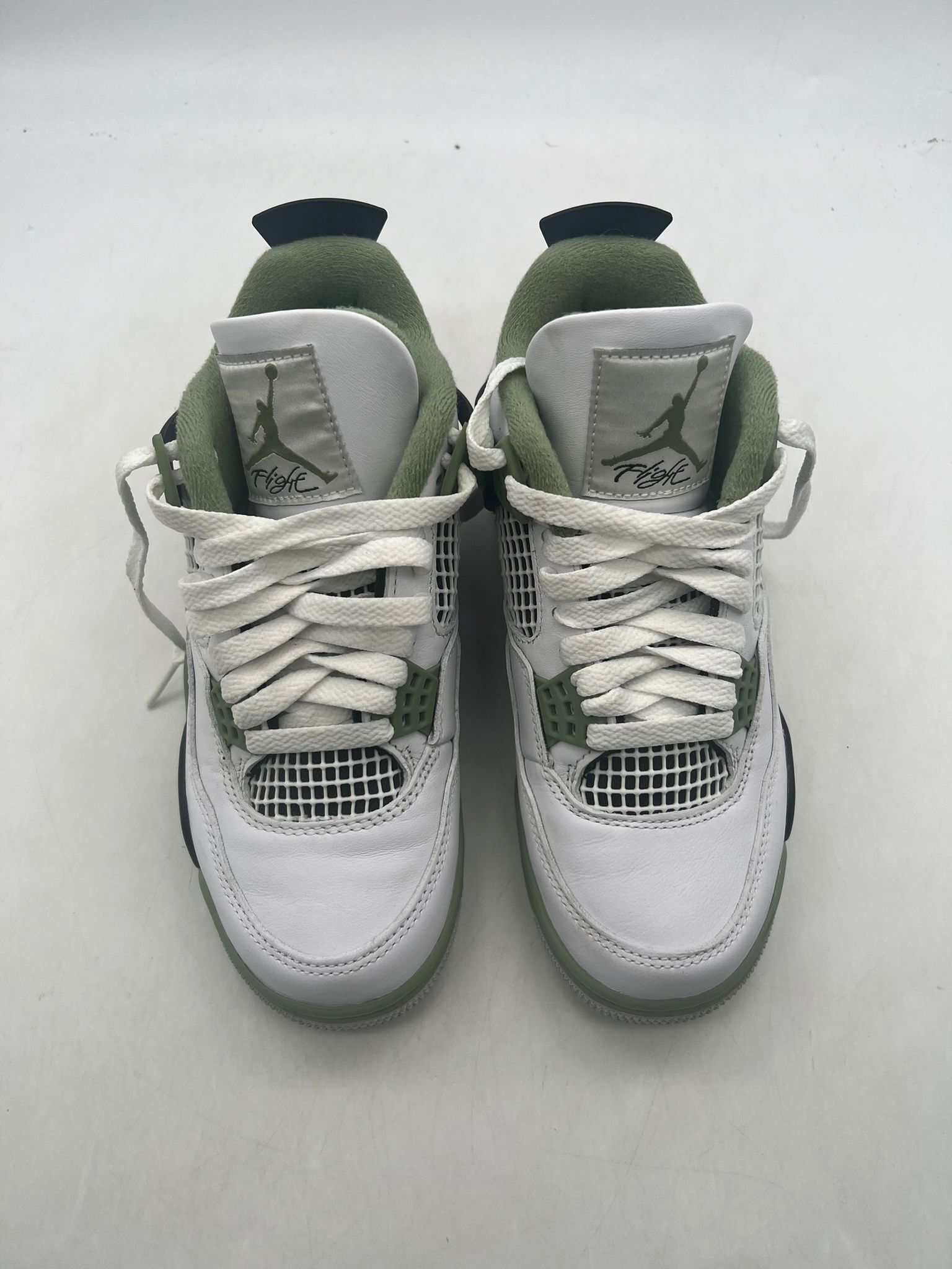 Air Jordan 4 WMNS 'Seafoam' (2023) photo 6