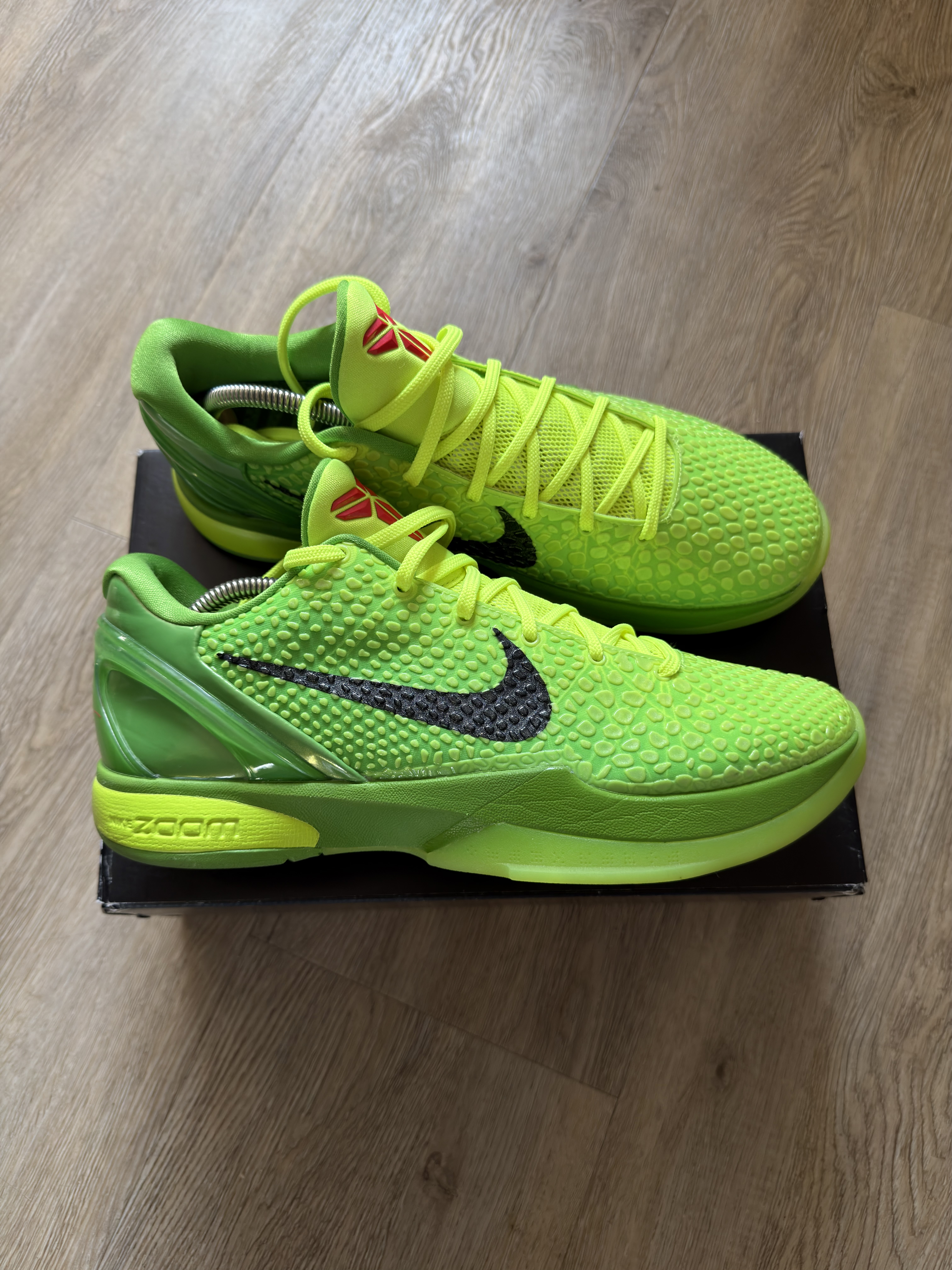 Nike Kobe 6 Protro 'Grinch' (2020) photo 4