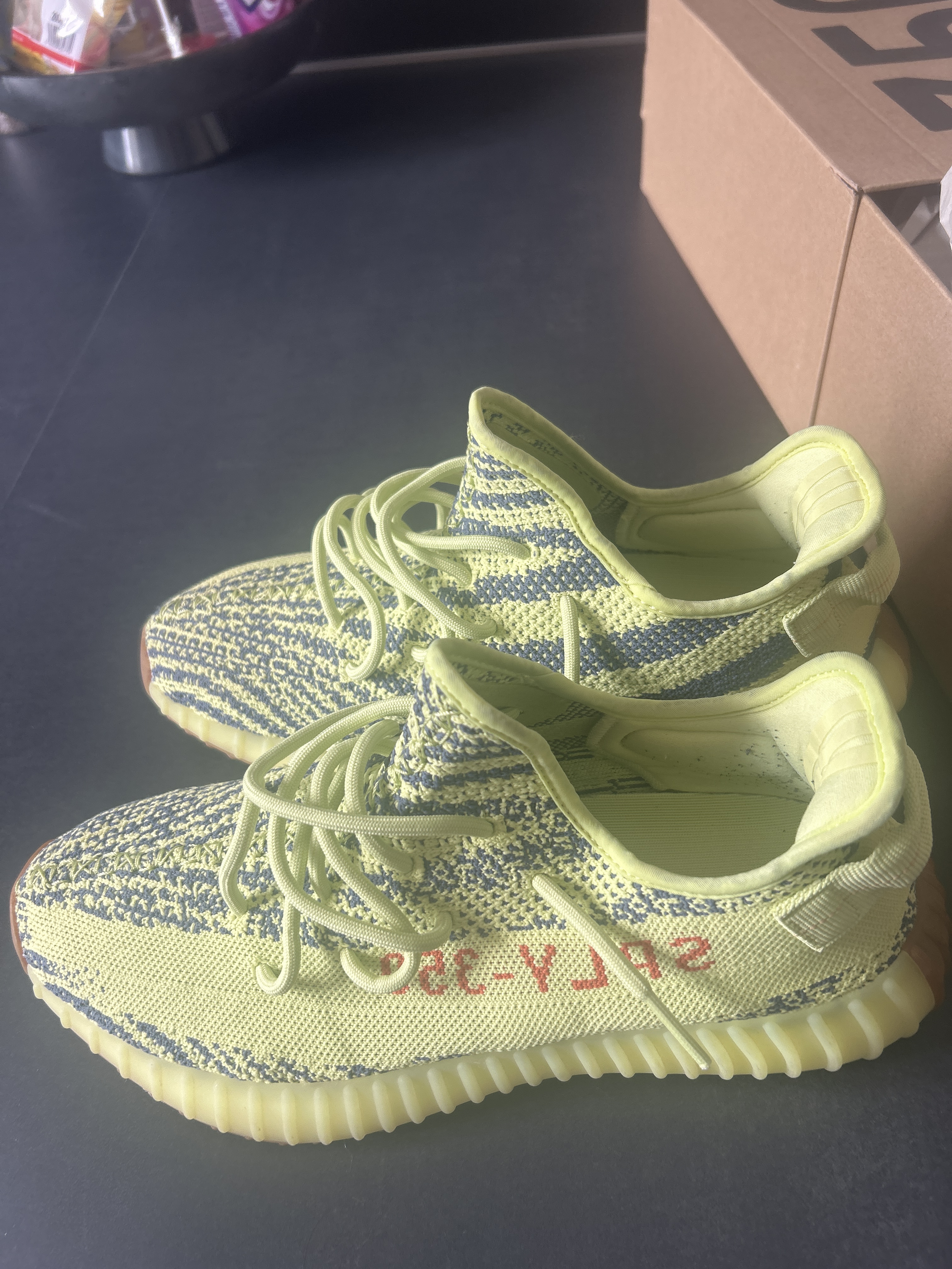 Yeezy Boost 350 V2 'Semi Frozen Yellow' photo 2
