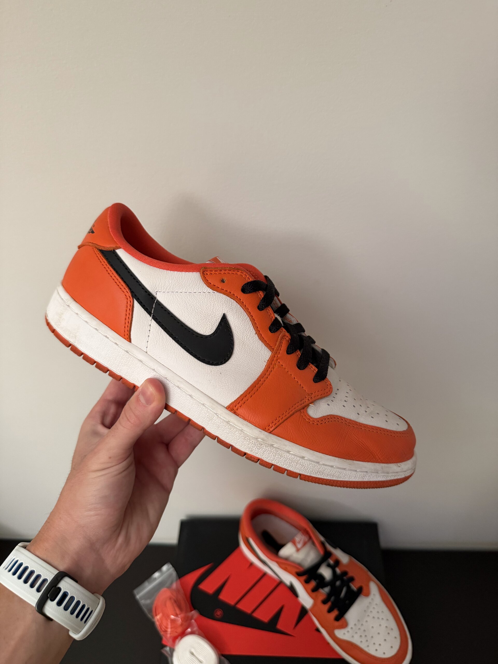 Air Jordan 1 Low 'Starfish' (2021) photo 2