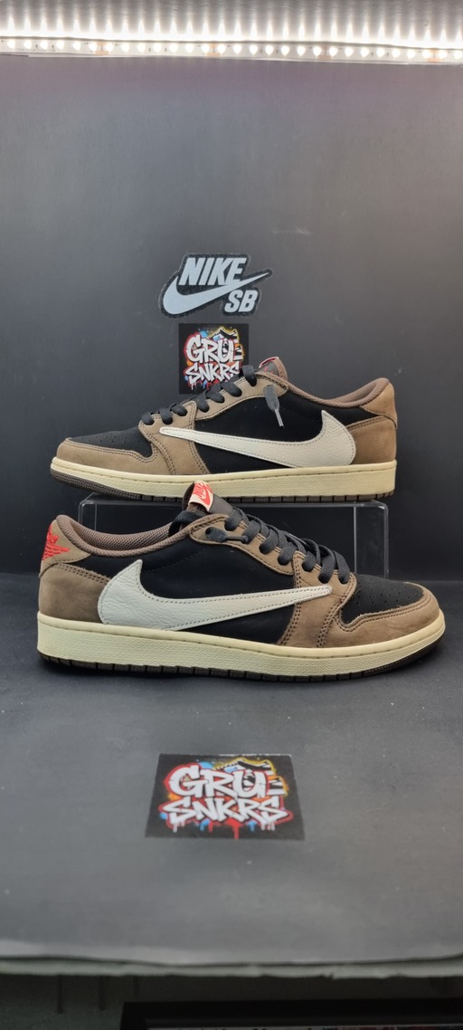 Air Jordan x Travis Scott 1 Low OG 'Dark Mocha' (2019)
