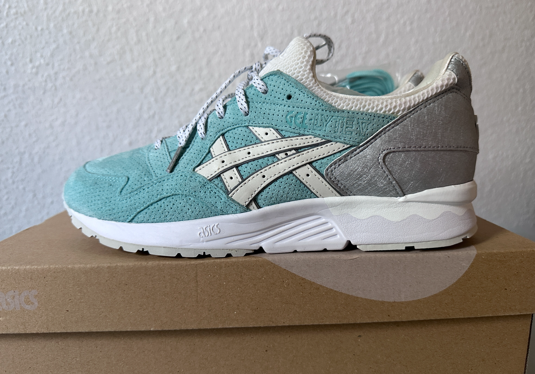 Asics x Diamond Supply Co x Ronnie Fieg Gel-Lyte V GL 5 'Tiffany' (2015) photo 1