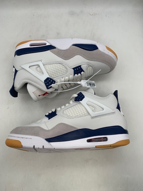 Nike SB x Air Jordan 4 'Navy' (2025)