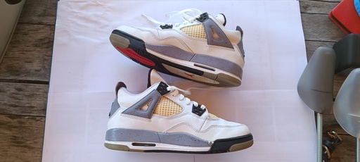 Air Jordan 4 Retro GS 'White Cement' (2012)