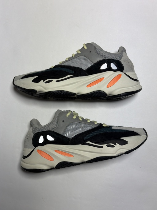 Yeezy Boost 700 'Wave Runner'