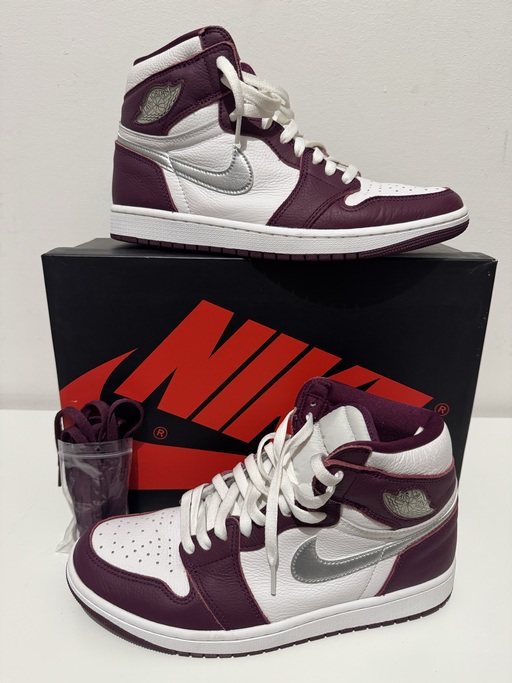 Air Jordan 1 Retro High OG 'Bordeaux' (2021)