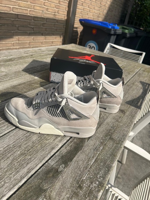Air Jordan 4 WMNS 'Frozen Moments' (2023)