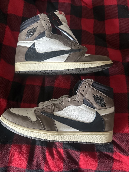 Air Jordan x Travis Scott 1 Retro High 'Mocha' (2019)