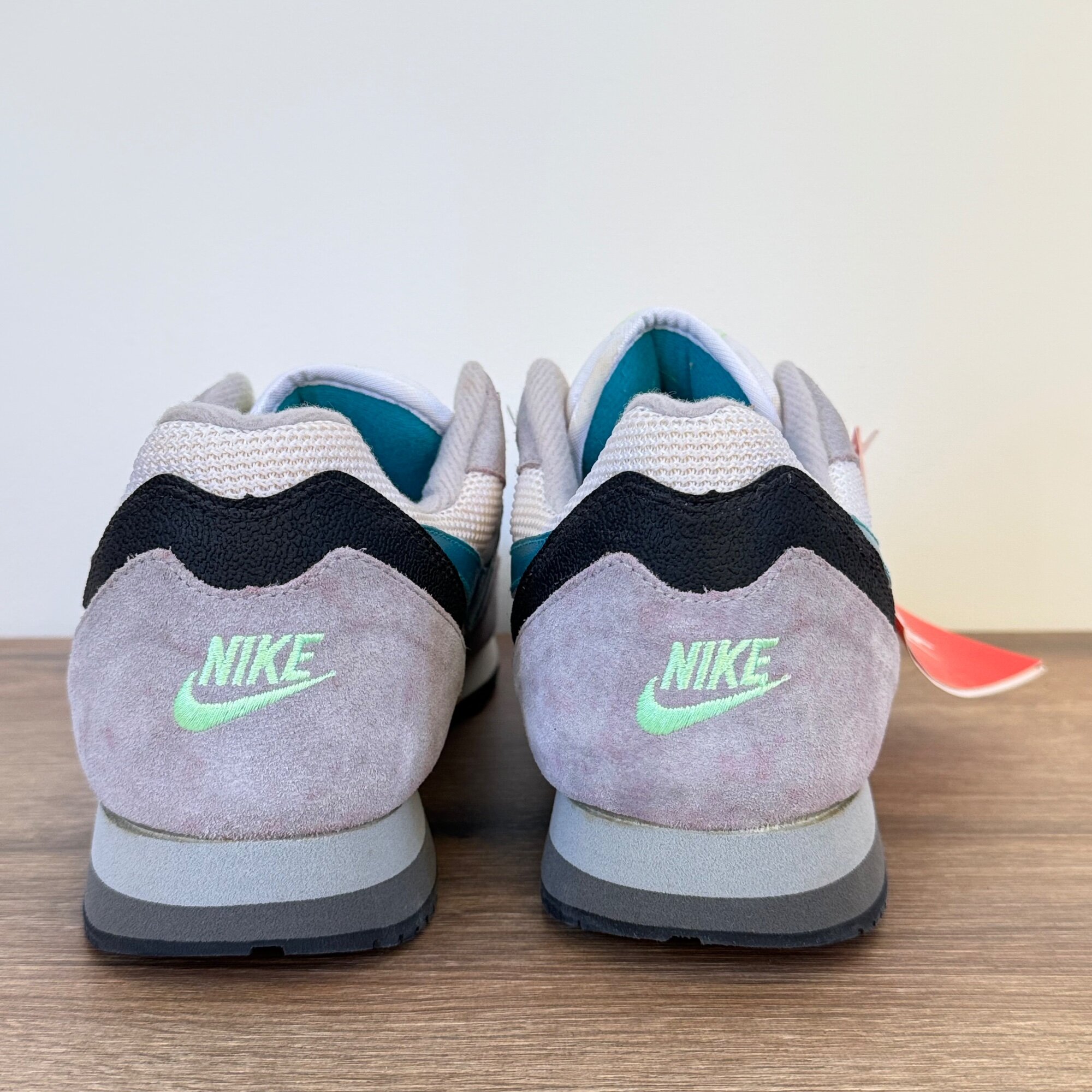 Nike Devlin AC photo 4