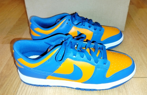 Nike Dunk Low 'Knicks' (2024)