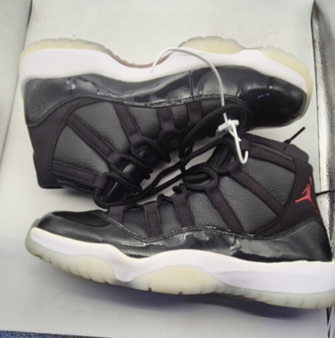 Air Jordan 11 XI Retro 72-10