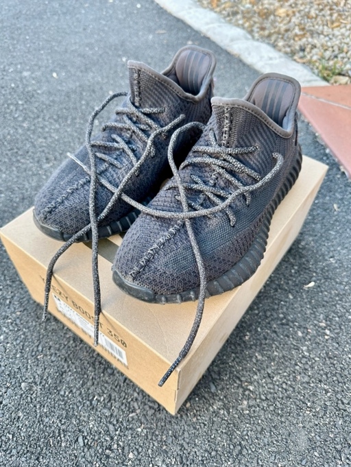 Yeezy Boost 350 V2 'Black' (Non-Reflective) (2019)