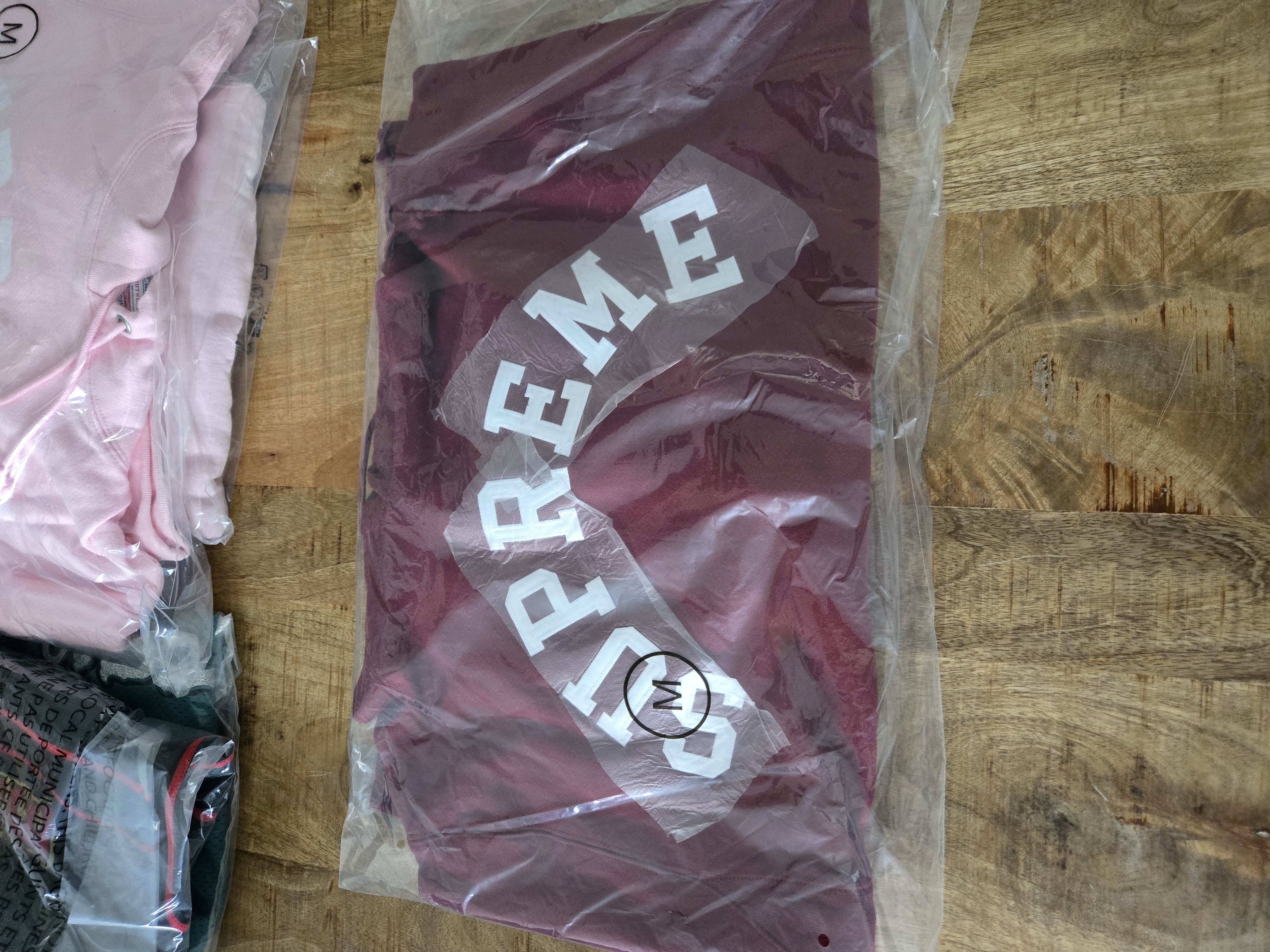 Supreme Champion Hooded Sweatshirt 'Cardinal' (SS25) photo 7