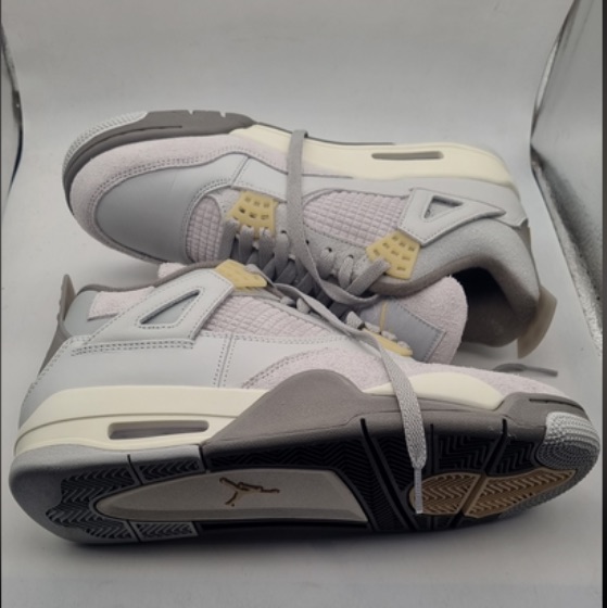 Air Jordan 4 Retro SE 'Craft Photon Dust' (2023) photo 1