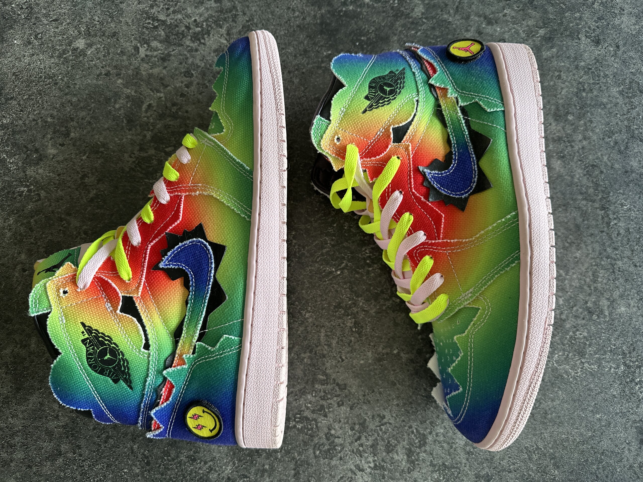 Air Jordan 1 Retro High J Balvin (2020) photo 2