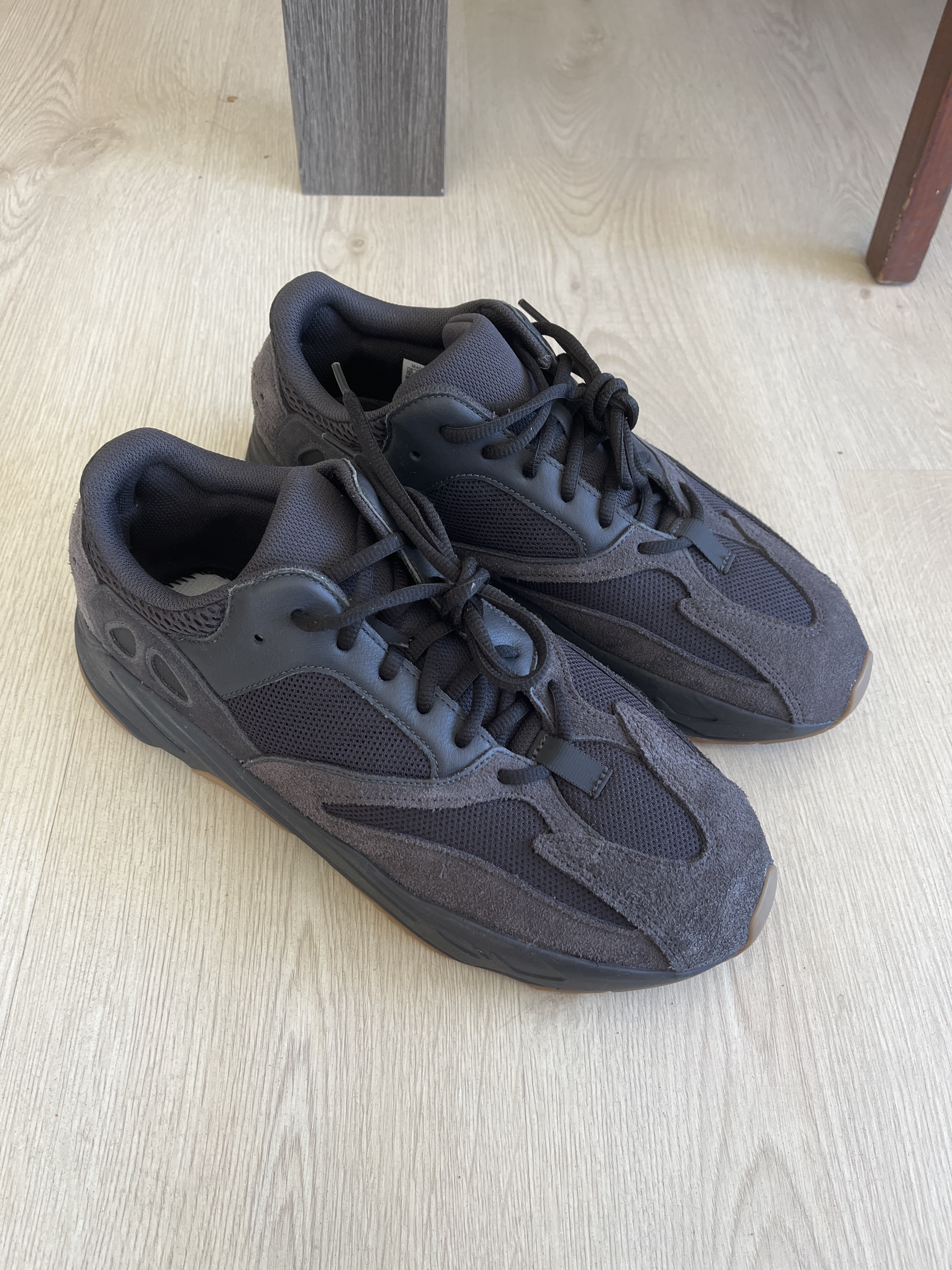 Yeezy Boost 700 'Utility Black' photo 9
