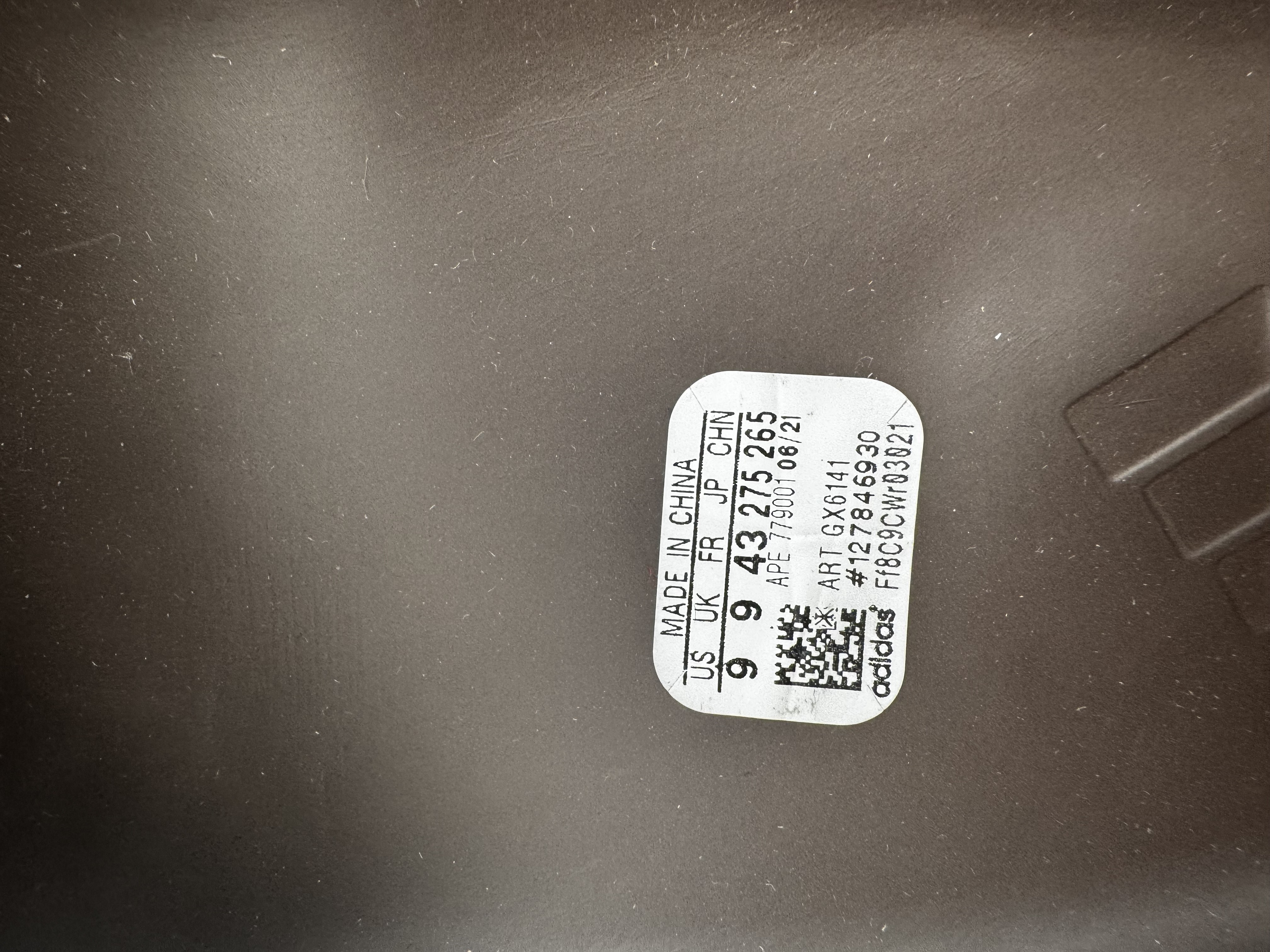Yeezy Slide 'Soot' photo 4