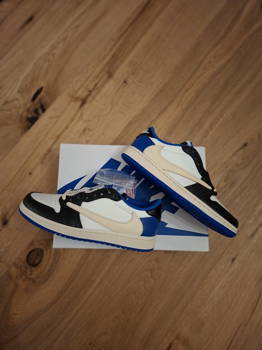 Air Jordan x Fragment x Travis Scott 1 Low 'Design' (2021)