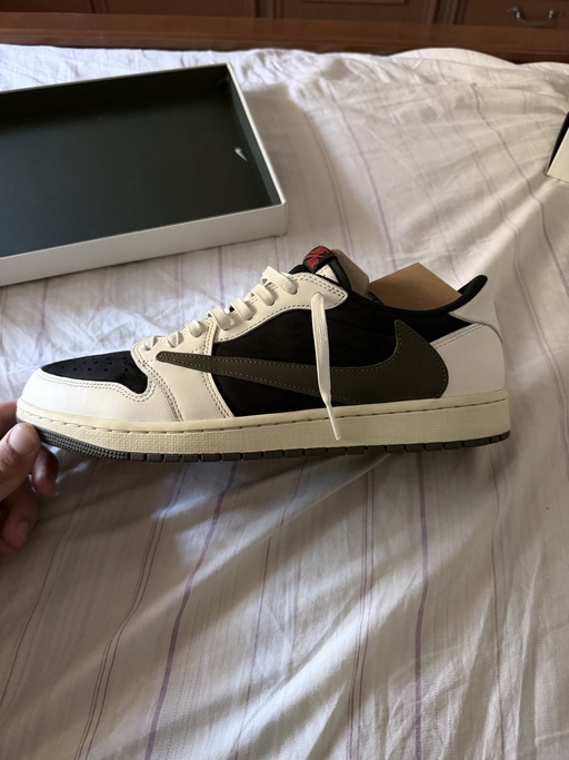 Air Jordan x Travis Scott 1 Low OG SP WMNS 'Olive' (2023)