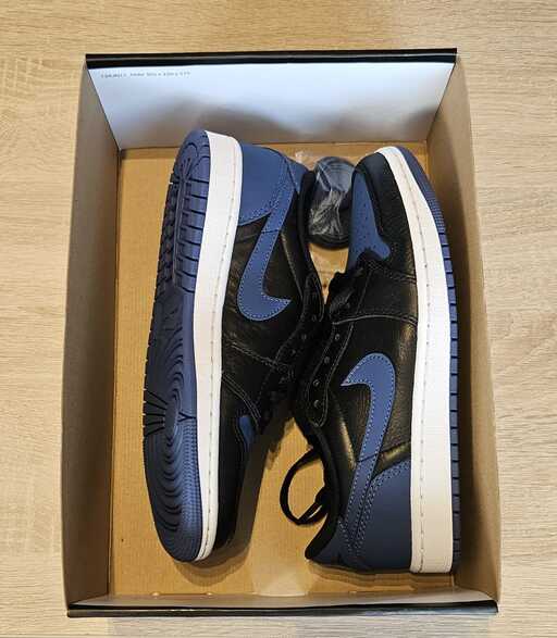 Air Jordan 1 Low OG Mystic Navy (2022)