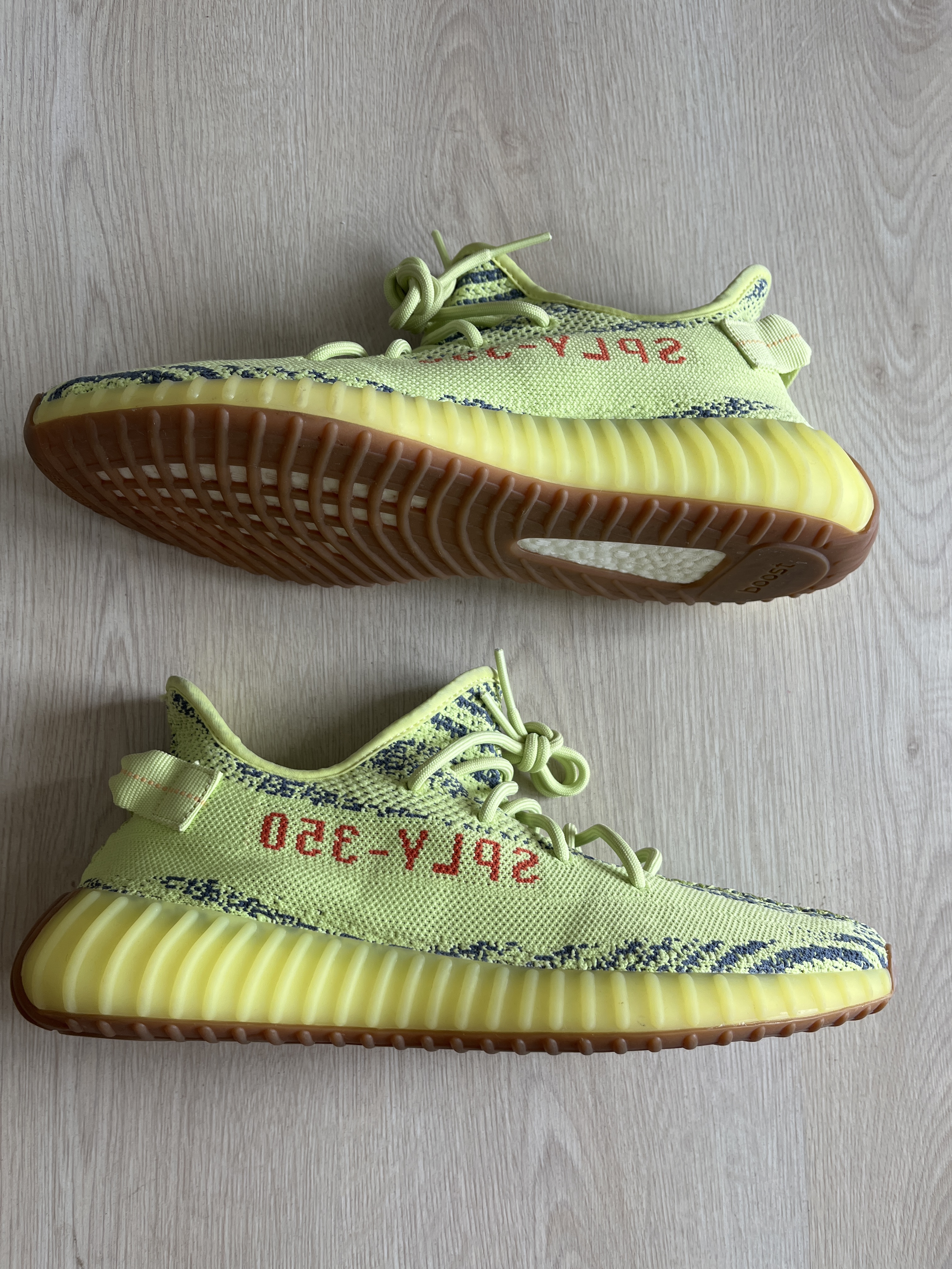 Yeezy Boost 350 V2 'Semi Frozen Yellow' photo 1