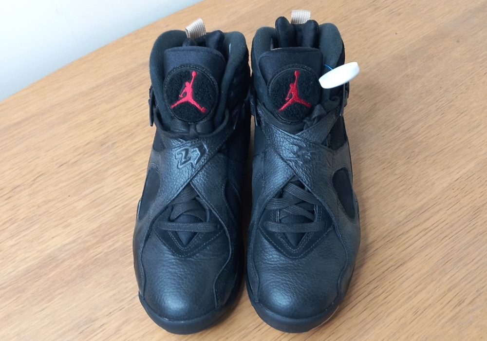 Air Jordan x OVO 8 Retro Black Metallic Gold (2018) photo 3