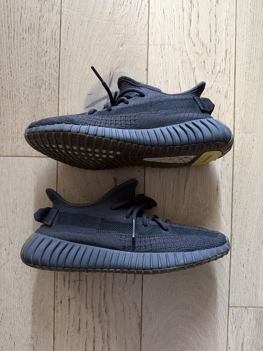 Yeezy Boost 350 V2 'Cinder' (2020)