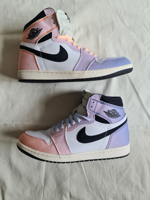 Air Jordan 1 High OG 'Skyline' (2023)