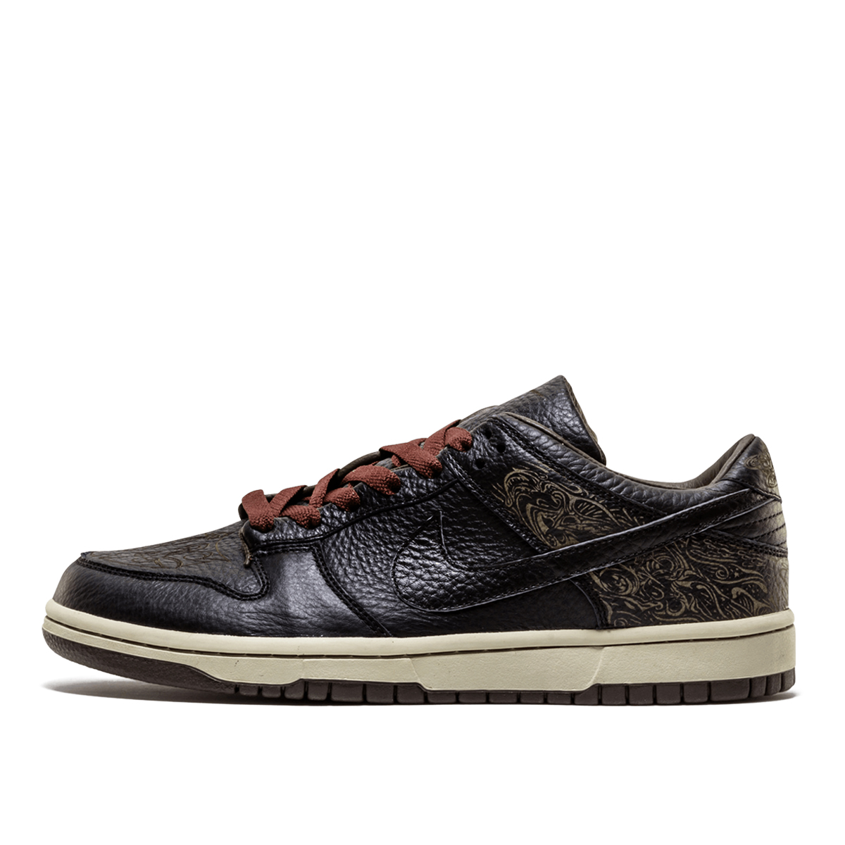 Nike x Michael Desmond Dunk Low 'Laser Pack' (2004) sneaker – authenticated on KLEKT