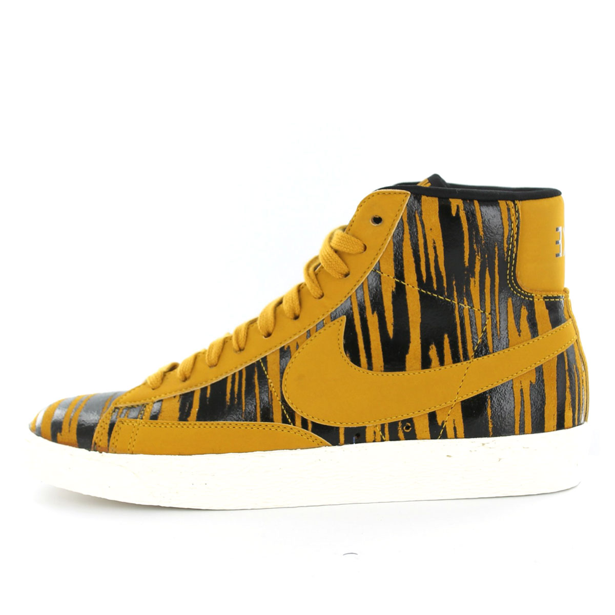 Nike WMNS Blazer Mid Suede Print sneaker – authenticated on KLEKT