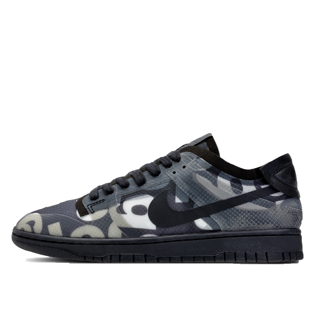 Nike Womens x Comme des Garçons CDG Dunk Low (Print) (2020) sneaker – authenticated on KLEKT