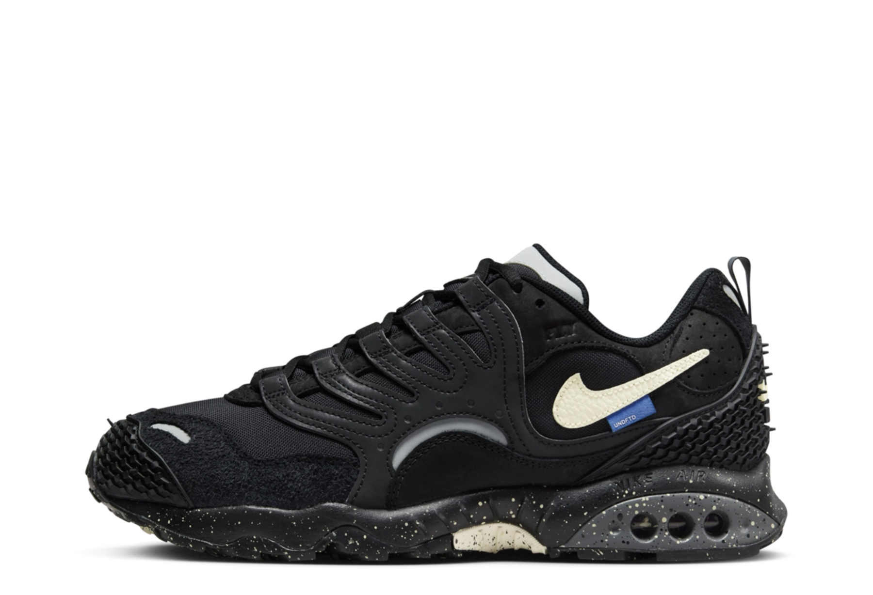 Nike x Undefeated Air Terra Humara 'Black' (2024) Black/Coconut Milk/Black sneaker – authenticated on KLEKT
