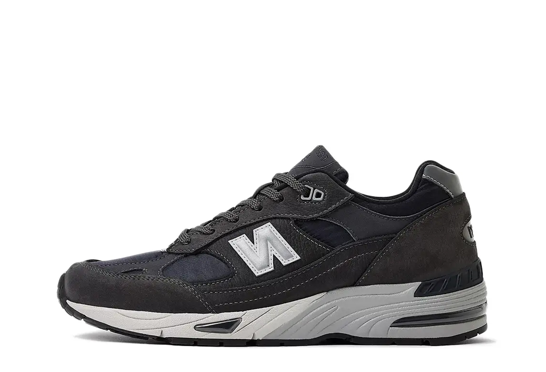 New Balance 991 Made in UK Magnet Smoked Pearl (2023) MAGNET/SMOKED PEARL sneaker – authenticated on KLEKT