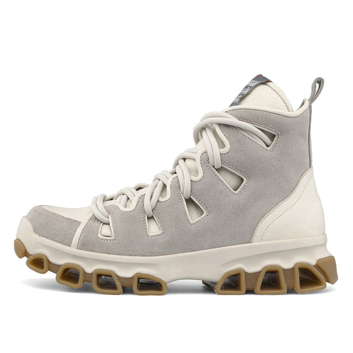 Brands Other Camper Together x Bernhard Willhelm Everest Trainers Bone (2014) sneaker – authenticated on KLEKT