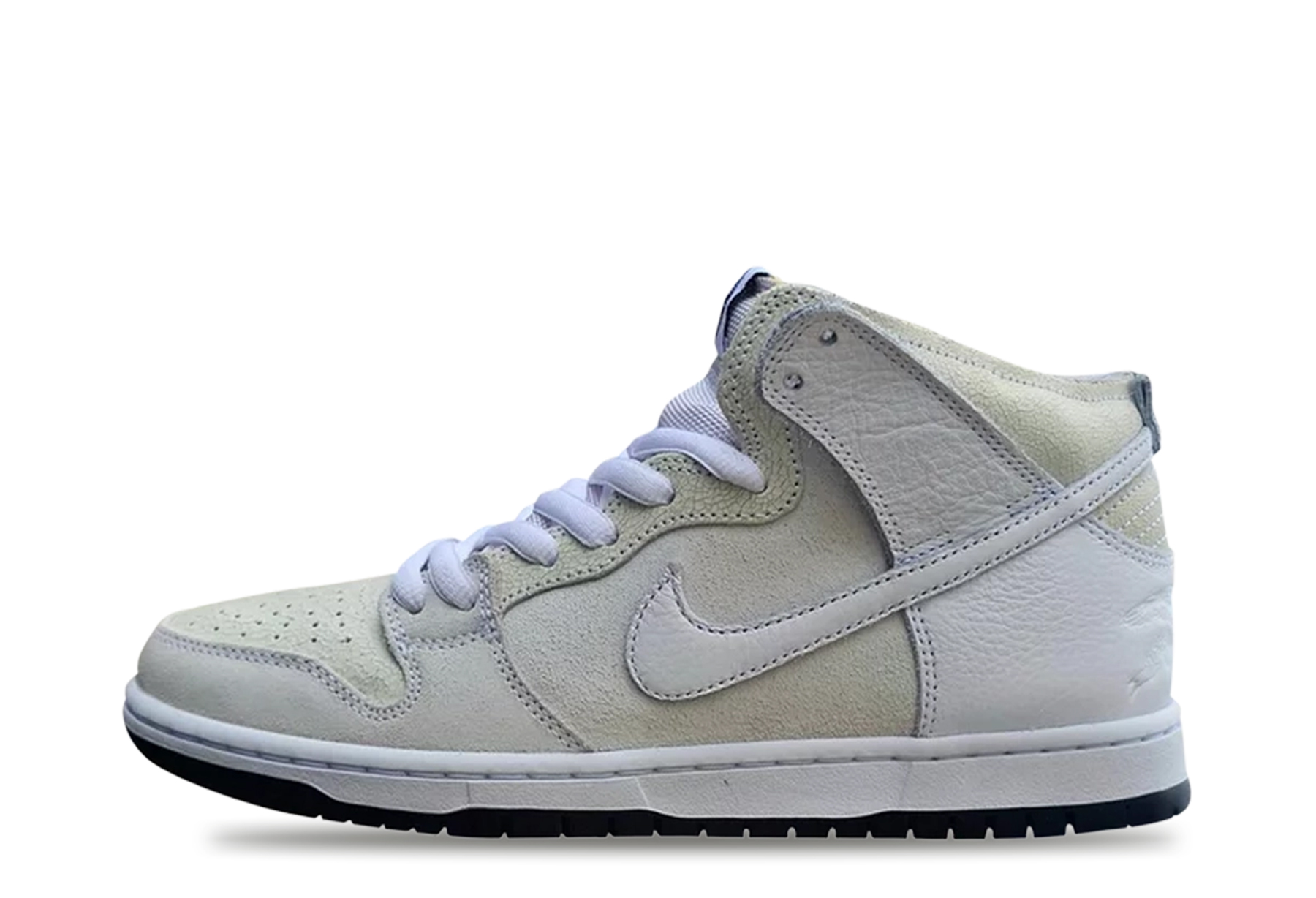 Nike SB x Anithero Dunk High 'White' (2024) White/White/Black sneaker – authenticated on KLEKT