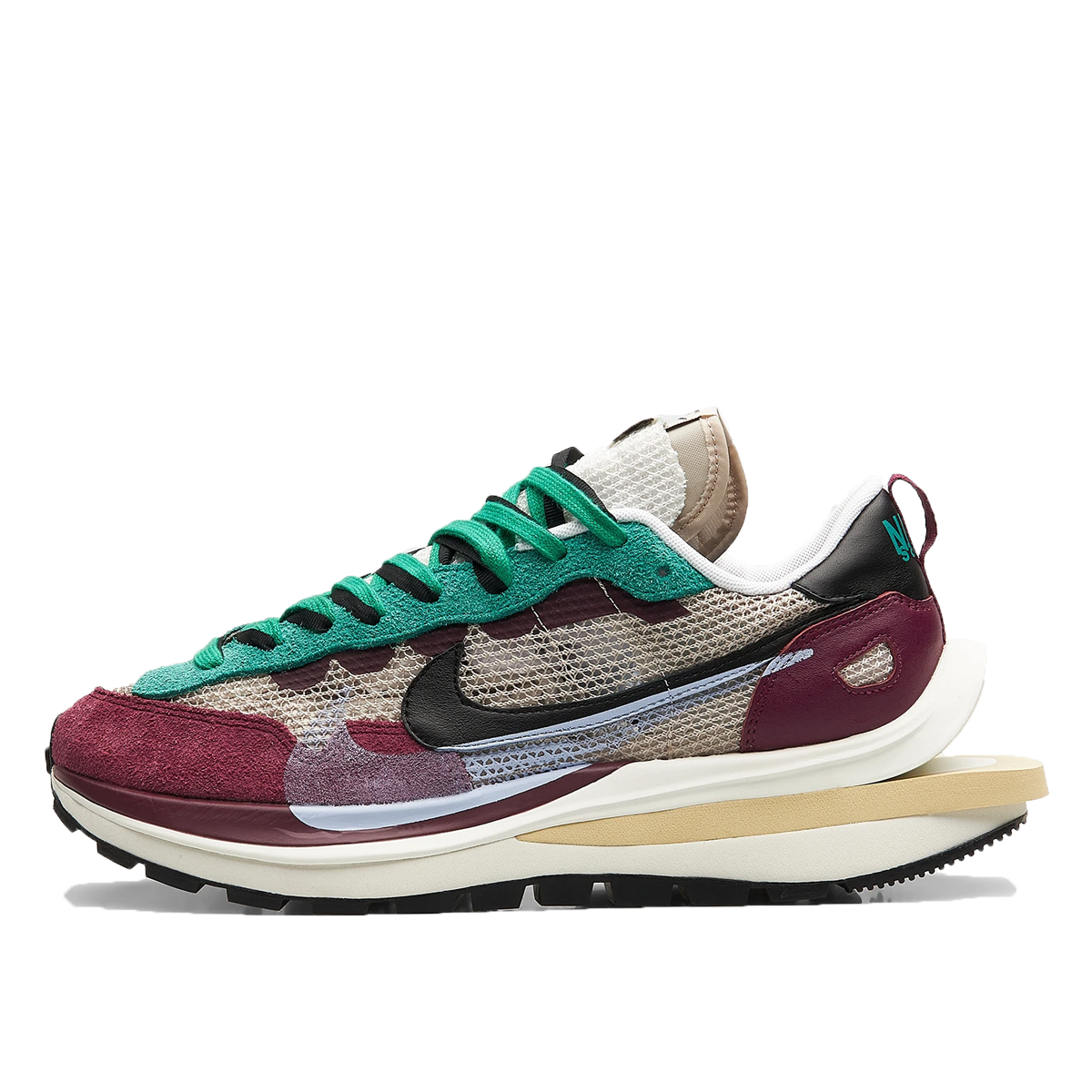 Nike x sacai Vaporwaffle Villain 'Red Neptune Green' (2020) sneaker – authenticated on KLEKT