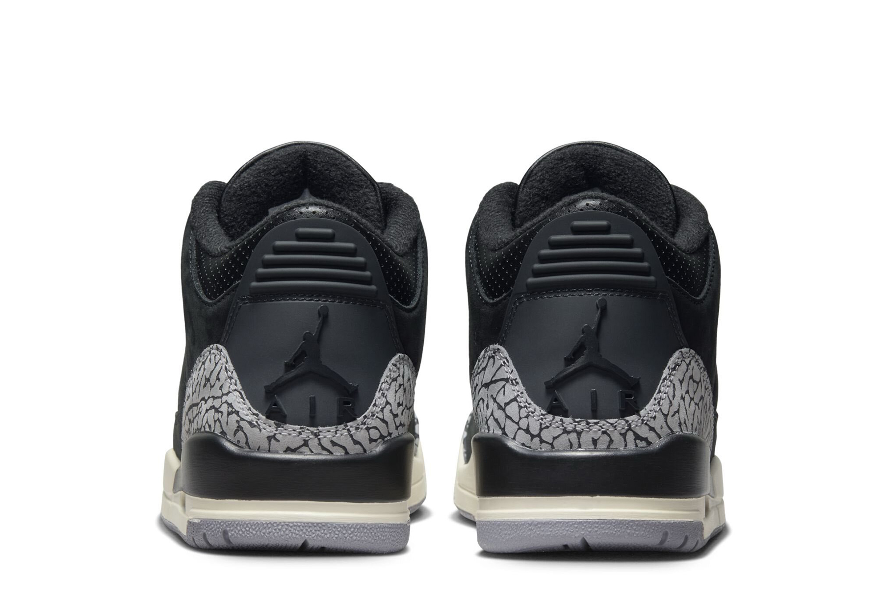 Air Jordan 3 WMNS 'Off Noir' (2023) Off Noir/Black/Coconut Milk/Cement Grey sneaker – authenticated on KLEKT