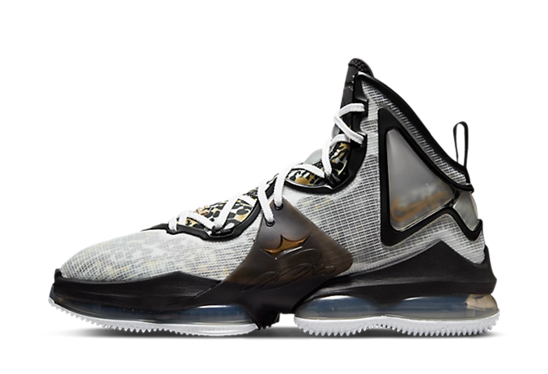 Nike LeBron 19 'Royalty' (2022) White/Black/Metallic Gold sneaker – authenticated on KLEKT